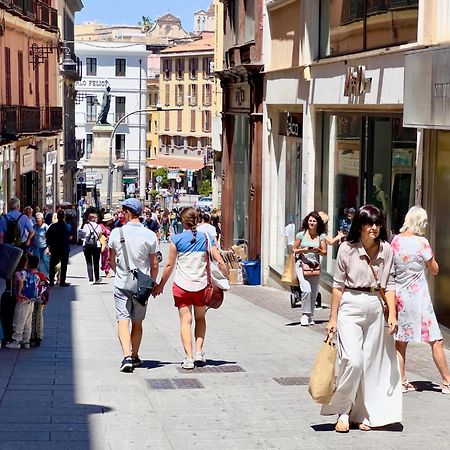 Apartment In The City Centre Cagliari Exterior foto