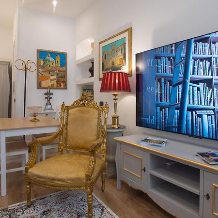 Apartment In The City Centre Cagliari Exterior foto