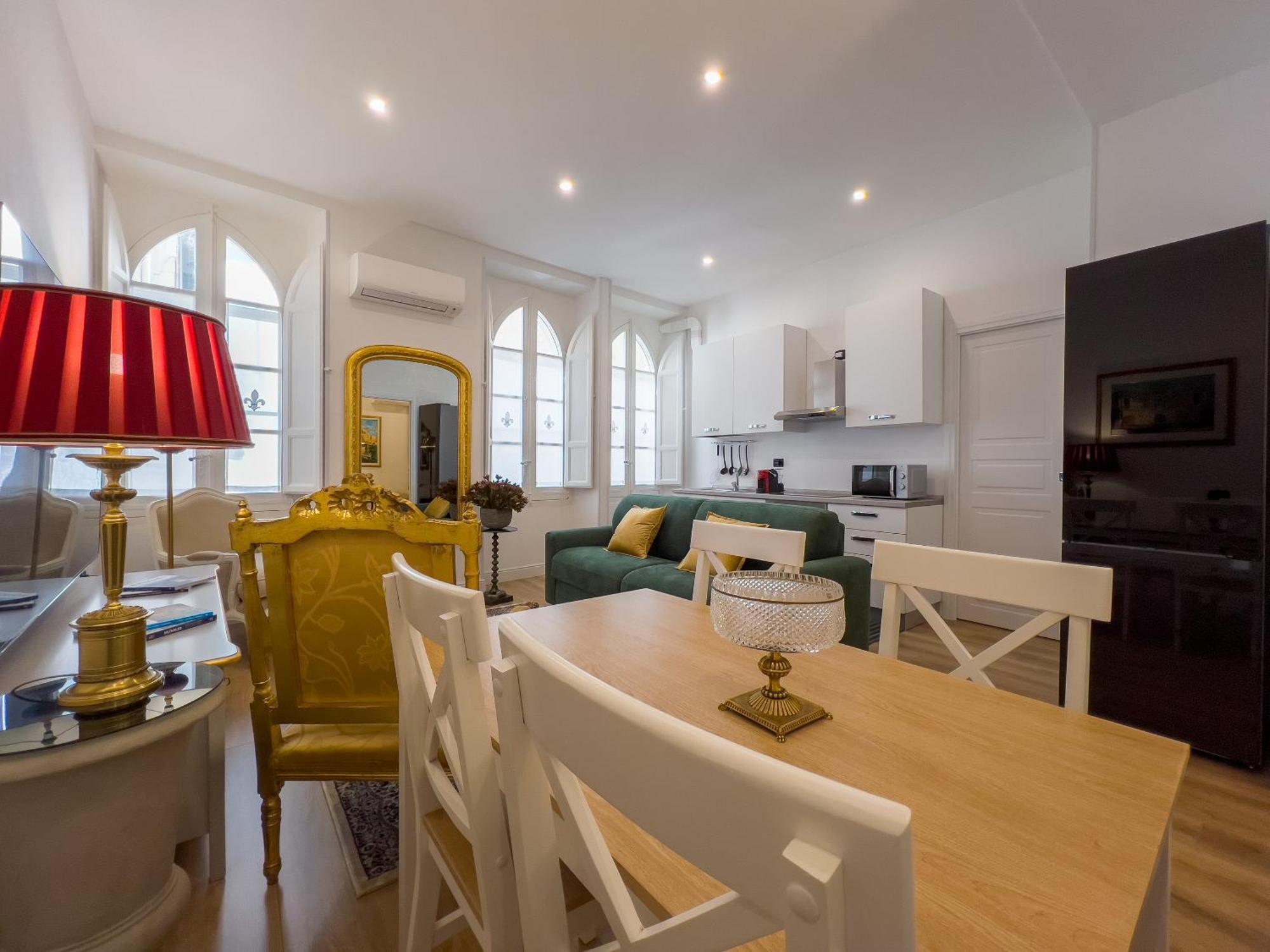 Apartment In The City Centre Cagliari Exterior foto