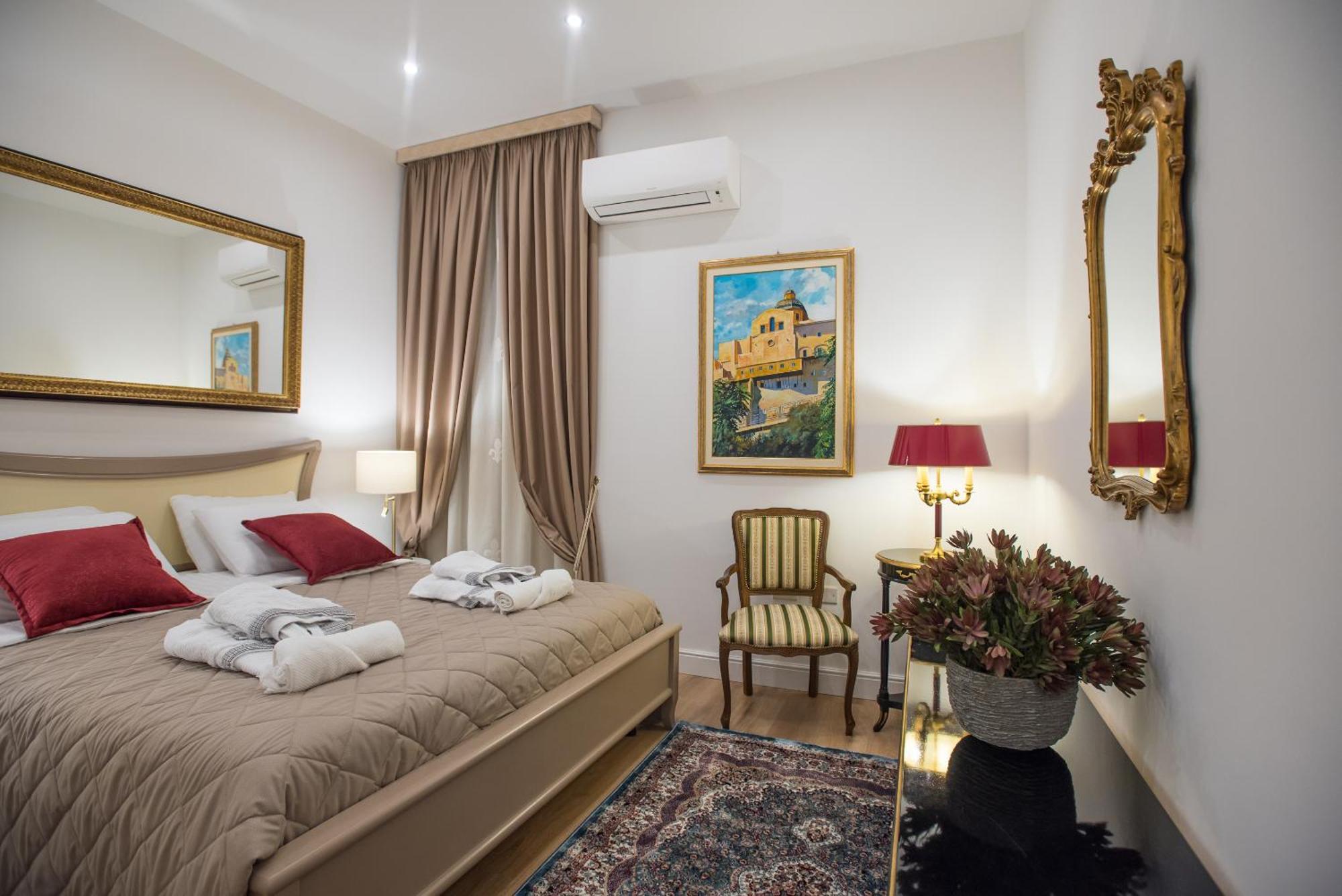 Apartment In The City Centre Cagliari Exterior foto