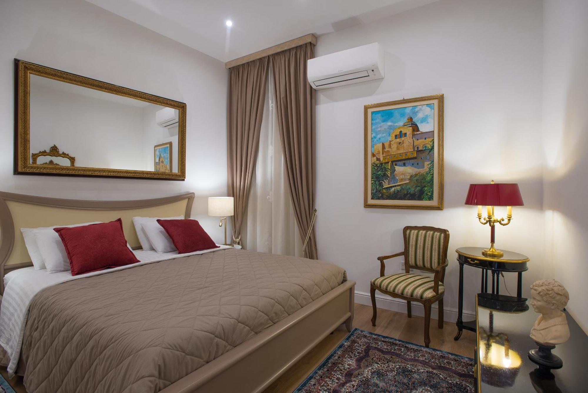 Apartment In The City Centre Cagliari Exterior foto